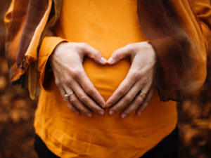 Vidéo de la croissance d'un enfant in utero
